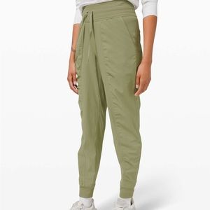 Lululemon dance studio joggers, mid-rise